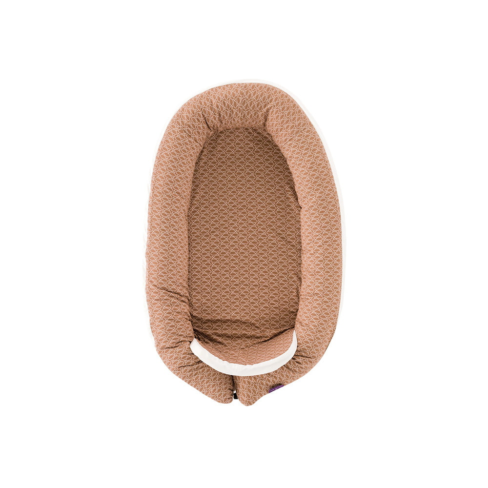 Nest HOME Comfort von Träumeland Ansicht von oben geschlossen Design Fische braun
