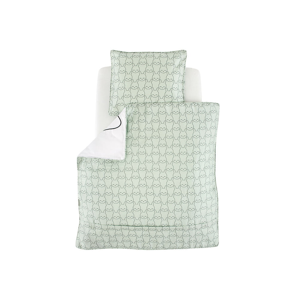 Träumeland Bettwäsche 80x80 allover print Kuschelhase