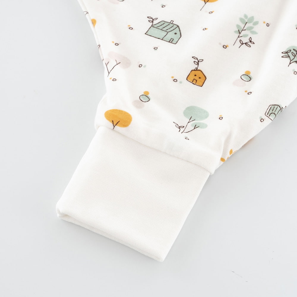 Leichter Schlafsack TO GO im Design Sweet Home Detailfoto vom Bündchen beim Fuß