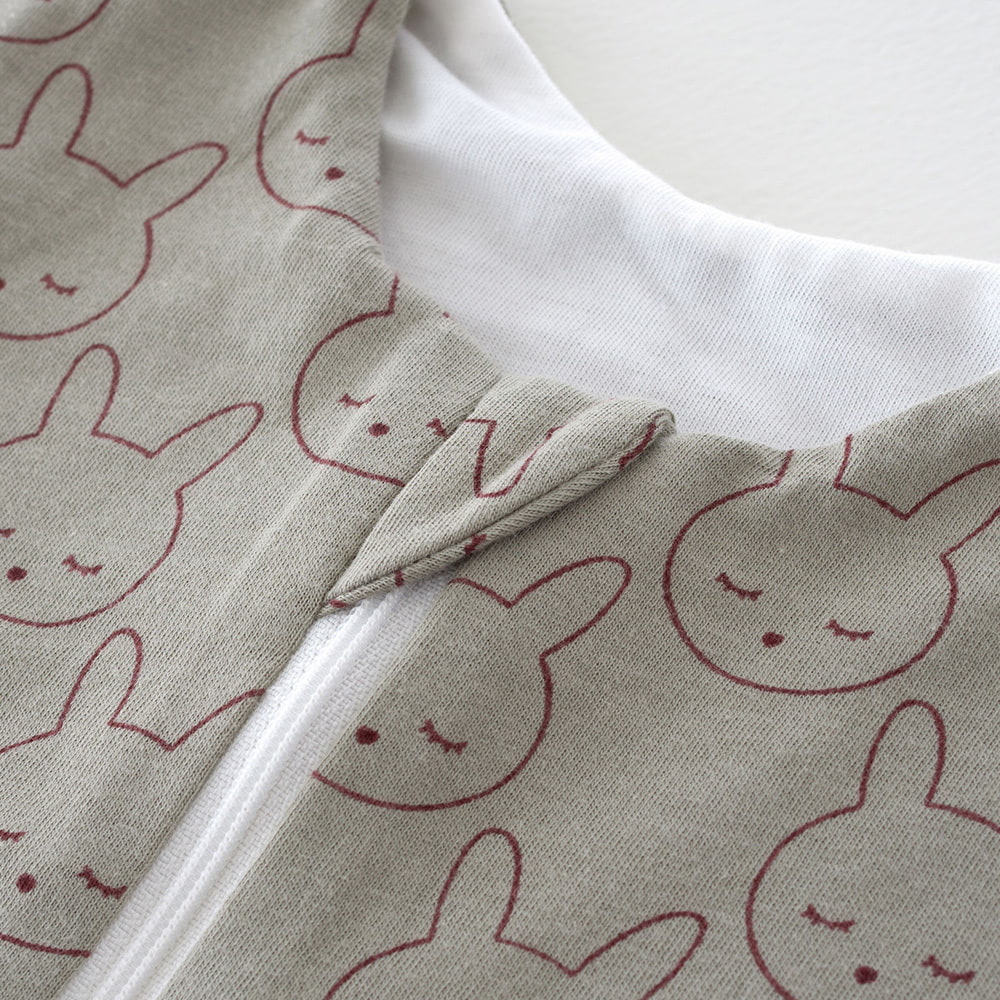 Sommerschlafsack Kuschelhase grün Baumwolle Detail Kinnschutz