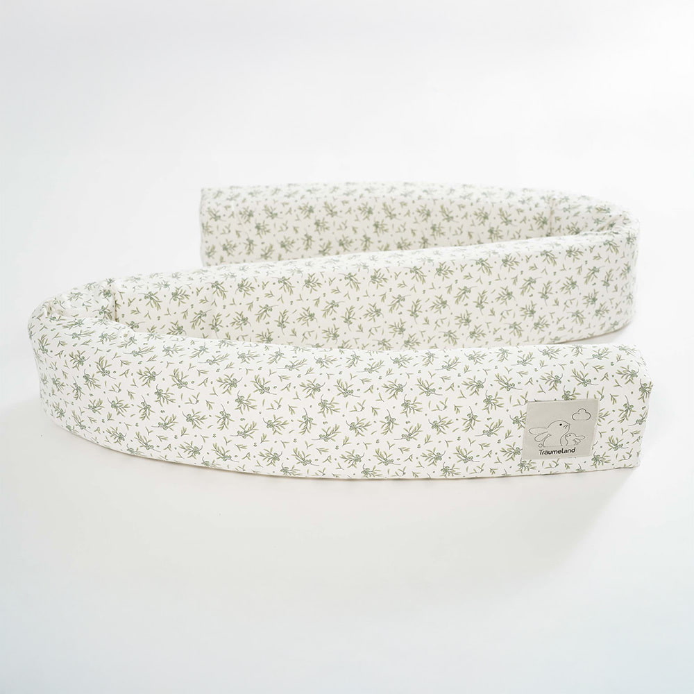 bettschlange-im-design-olive