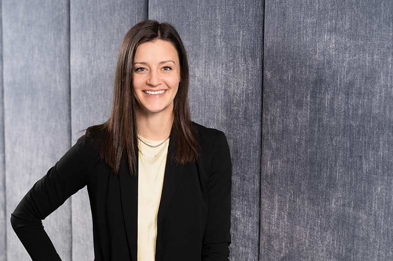traeumeland-mitarbeiter-marketing-daniela-ordner