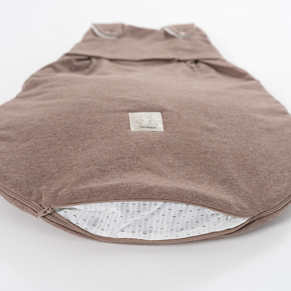 Schlafsack Baby mit Belüftung braun
